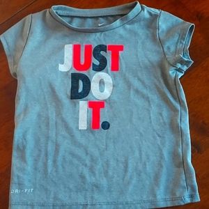 Girls Nike shirt